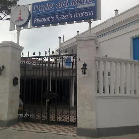 Bed and breakfast Perla Del Mare 3*