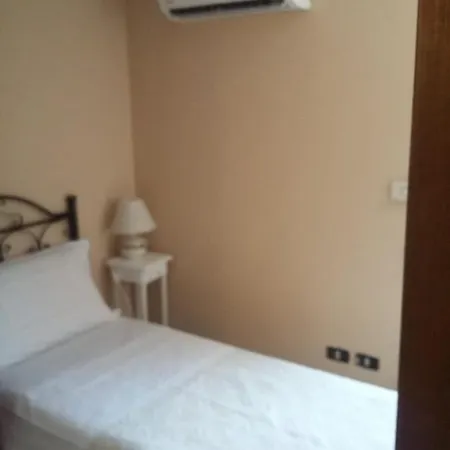 Bed and breakfast Perla Del Mare 3*